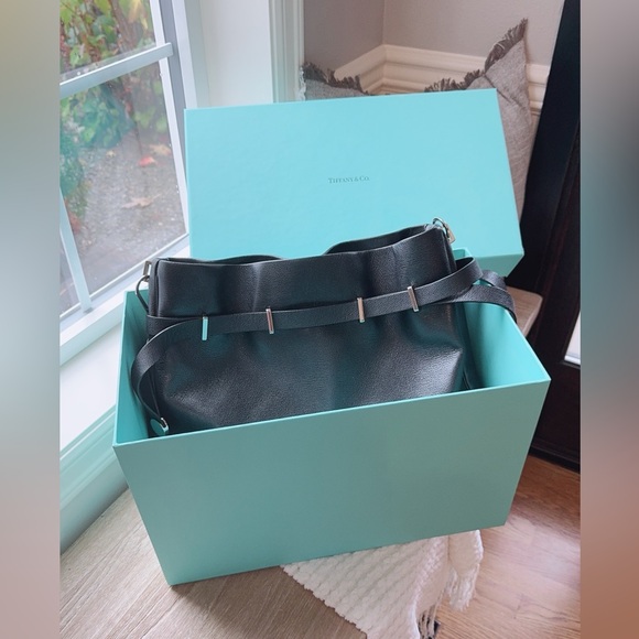 TIFFANY & Co. Blair Black Leather Tote Bag - Picture 12 of 16